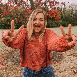 Meet your Posher, Leah